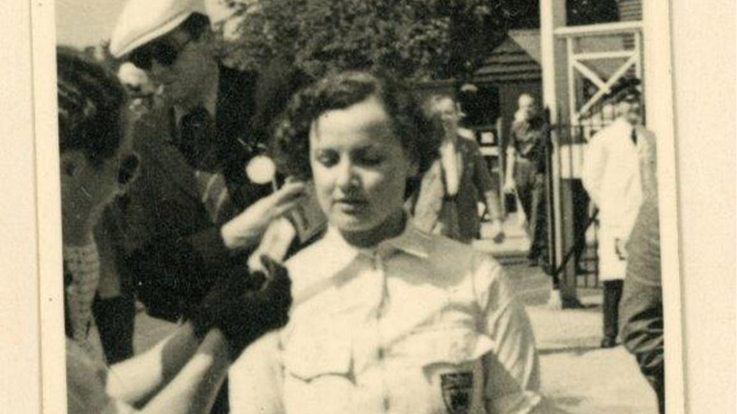 Margaret Allen being prepared for photographs prior to the 1936 Whitsun Long Handicap