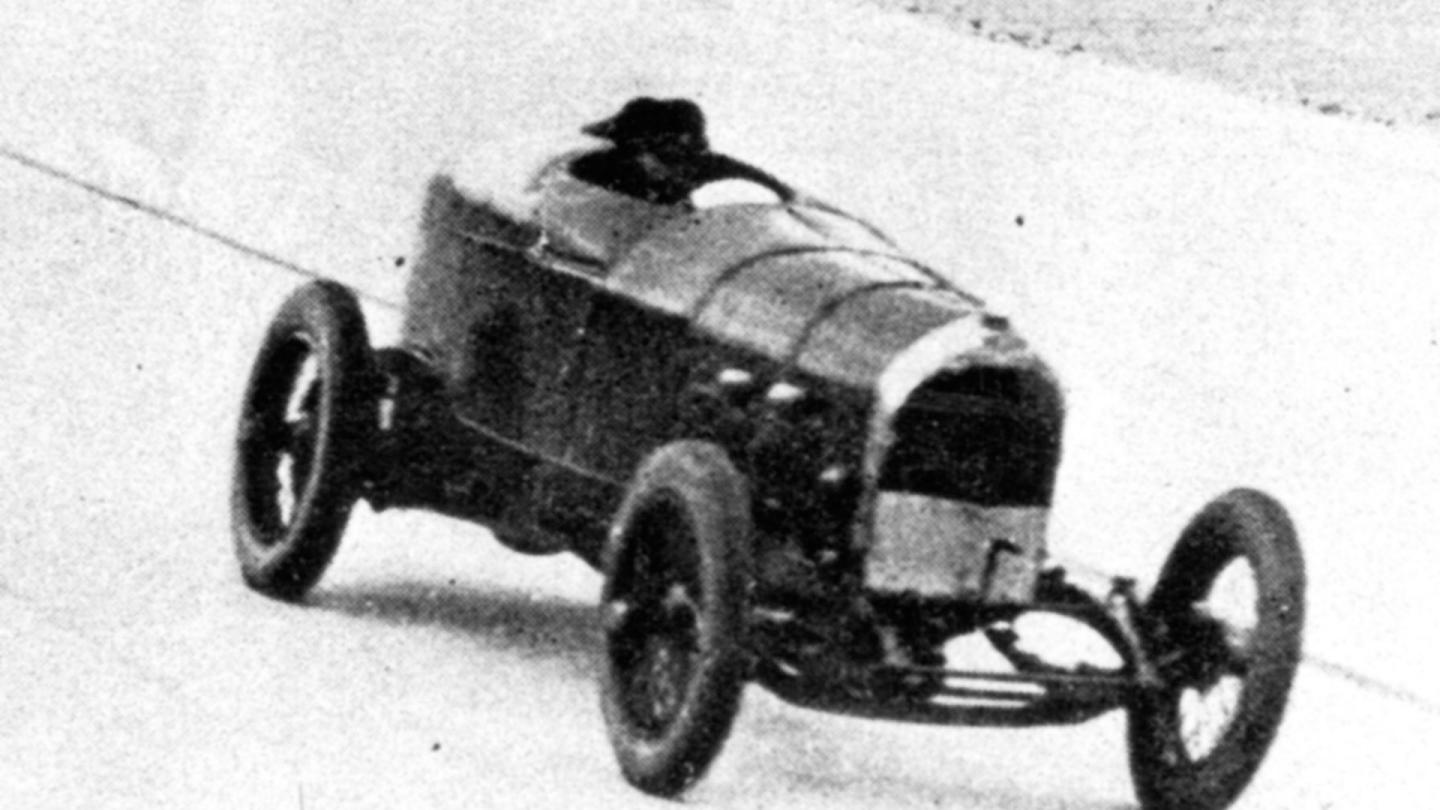 Mrs Victor Bruce on the Brooklands banking in a Bentley 4 1/2 Litre