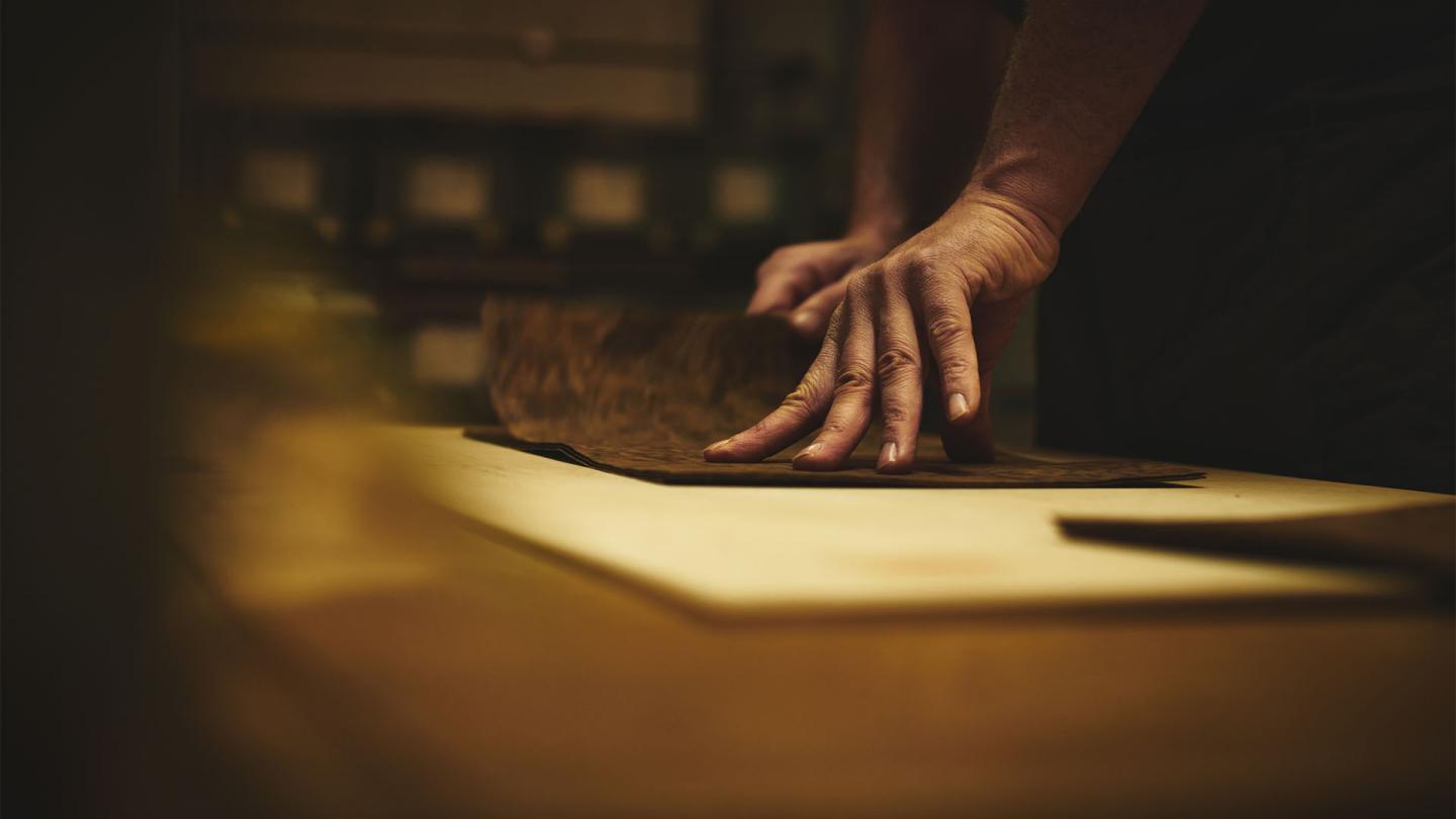 Hand Crafting the Burr Walnut