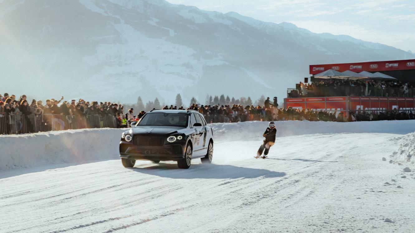 Imagery_27MY_26MY_FAT Ice Race January 2026 - Bentayga Speed skijoring with Hedvig Wesllell 16x9.jpg