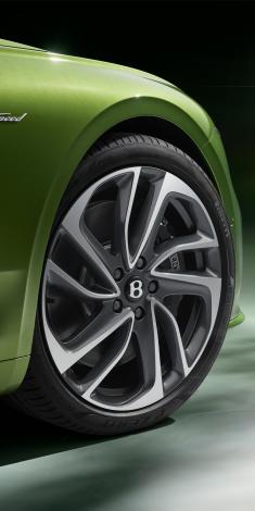 Close up of the new Bentley Continental GT Speed 21 inch directional Speed wheel