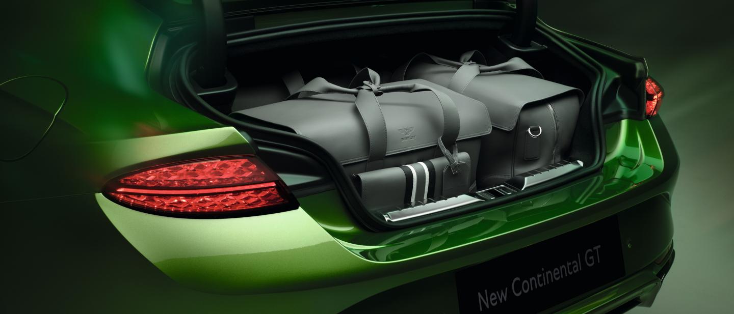 The new Leather Luggage set designed for the new Bentley Continental GTC Speed