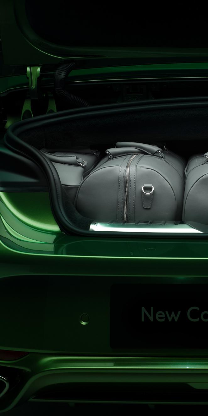 The new Leather Luggage set designed for the new Bentley Continental GTC Speed
